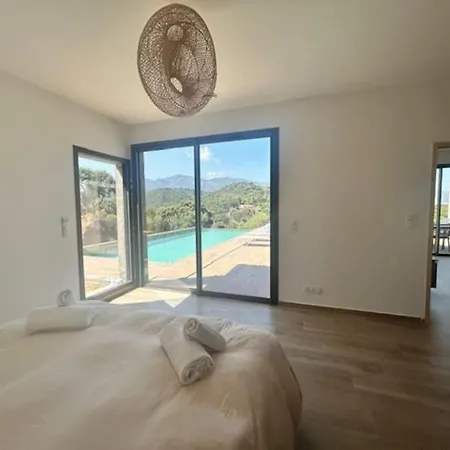 Trinita Paradis Prive Piscine Et Loisirs Villa