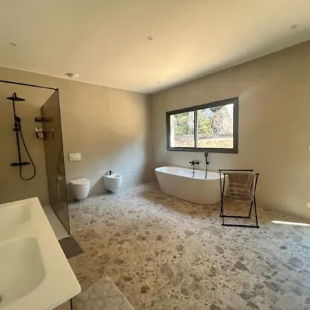 Trinita Paradis Prive Piscine Et Loisirs Villa *