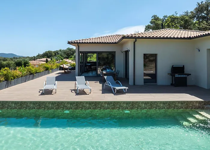 Trinita Paradis Privé Piscine Et Loisirs Porto-Vecchio (Corsica)