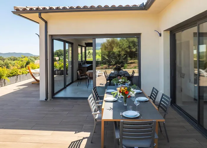 Trinita Paradis Privé Piscine Et Loisirs Villa *