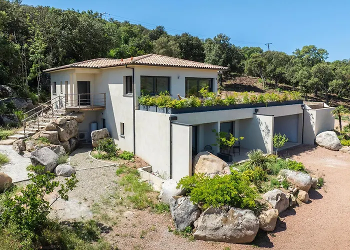 Trinita Paradis Privé Piscine Et Loisirs