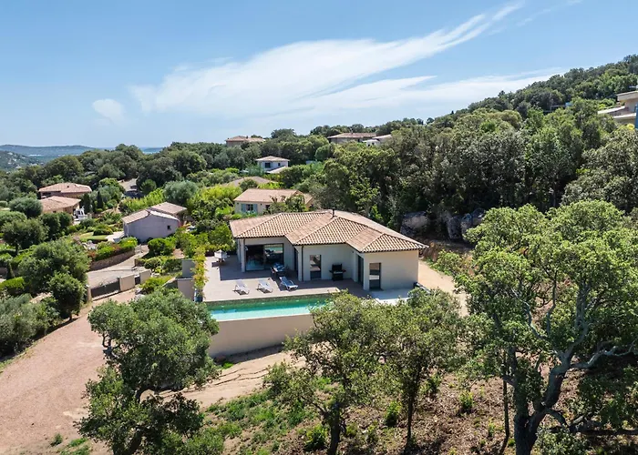 Trinita Paradis Privé Piscine Et Loisirs * Porto-Vecchio (Corsica)