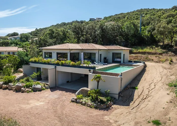 Trinita Paradis Privé Piscine Et Loisirs * Porto-Vecchio (Corsica)