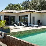Trinita Paradis Privé Piscine Et Loisirs *