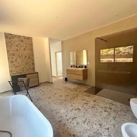 Trinita Paradis Prive Piscine Et Loisirs *