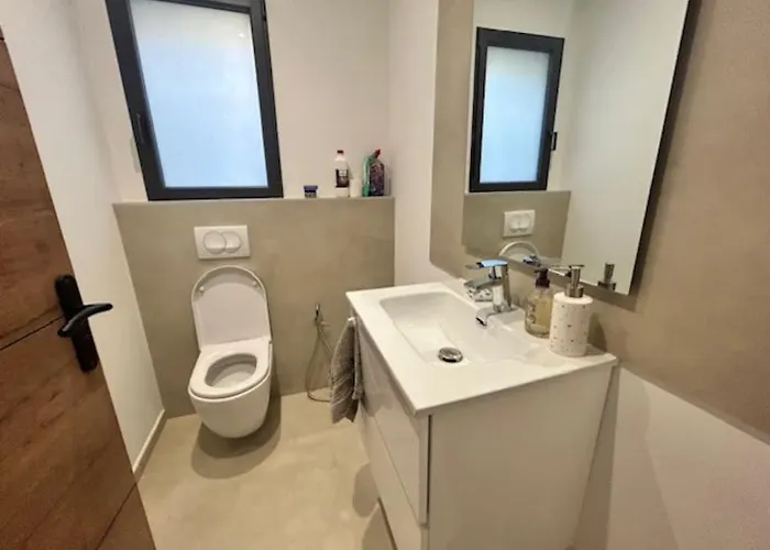 Trinita Paradis Prive Piscine Et Loisirs *